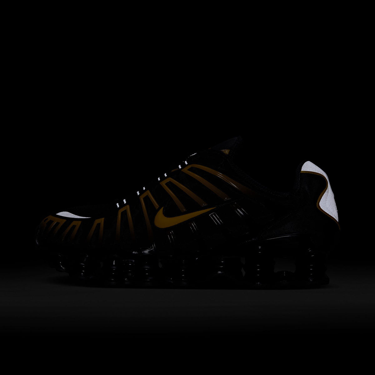 NIKE Shox TL ナイキ ショックス TL AV3595-013【メンズ スニーカー シューズ ハイテク ストリート 25FW】