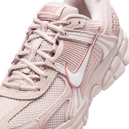 NIKE Zoom Vomero 5 ナイキ ウィメンズ ズーム ボメロ 5 HQ0458-600【レディース スニーカー ランニングシューズ クッショニング 25FW】
