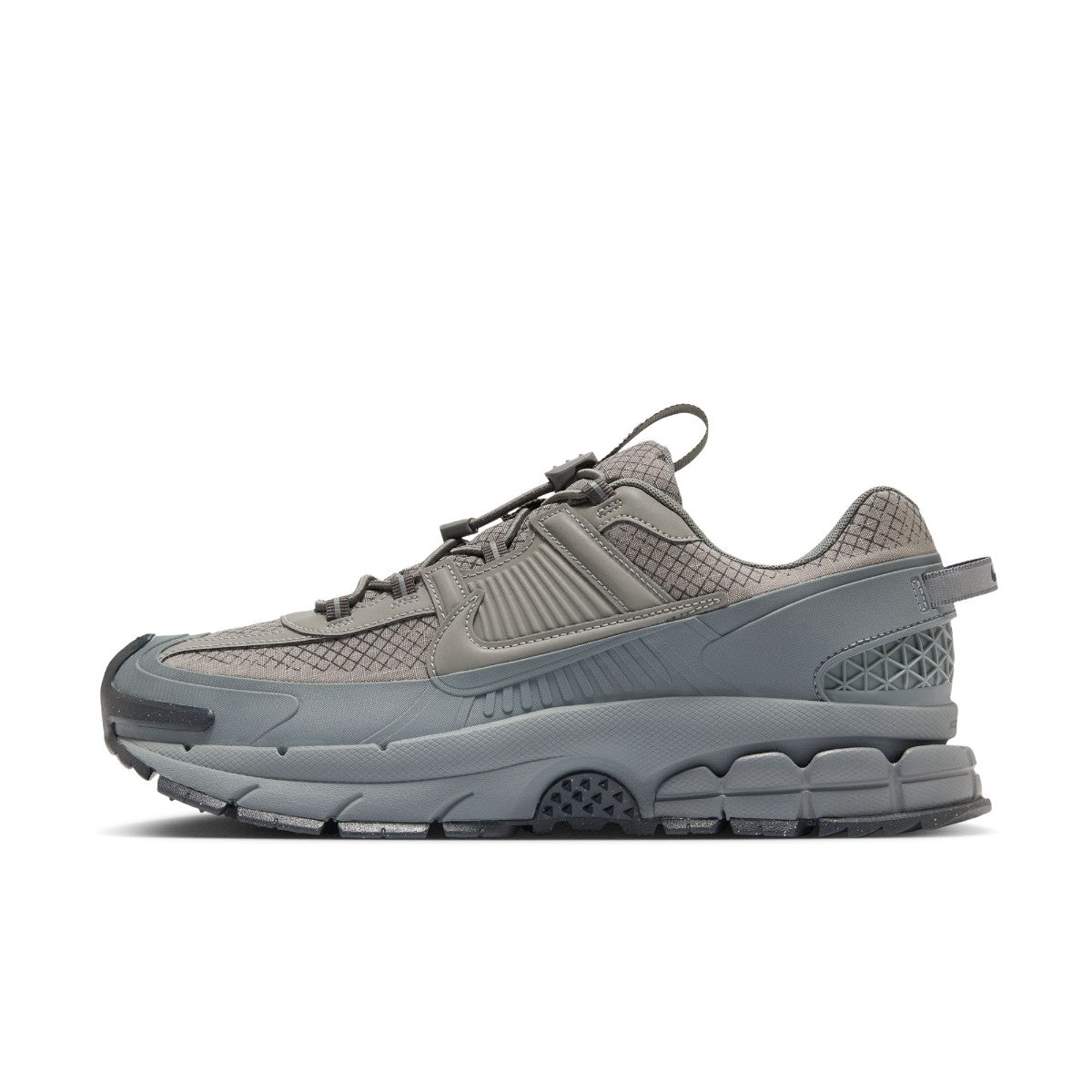 NIKE Zoom Vomero Roam ナイキ ズーム ボメロ ローム HV6901-001【メンズ 撥水 クッション 耐久性 通気性 軽量性 防水 25FW】