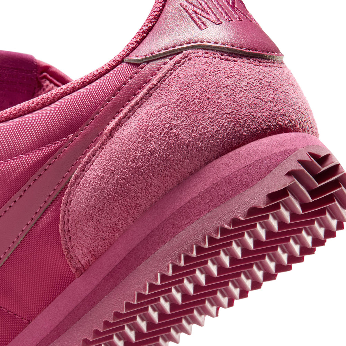 NIKE Cortez ナイキ ウィメンズ コルテッツ IM6034-600【レディース スニーカー シューズ レトロ ランニングシューズ 25FW】