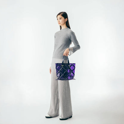 52 by HIKARUMATSUMURA FLAT TOTE ゴジュウニバイヒカルマツムラ フラット トート 14BP048【レディース トートバッグ クリアバッグ ミニマル コンパクト 光沢感 25FW】
