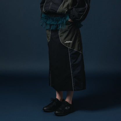 NON TOKYO SWITCHING NYLON SKIRT ノントーキョー スイッチングナイロンスカート NON-25A-0909【レディース ナイロンスカート リフレクター反射 メッシュ裏地 25FW】