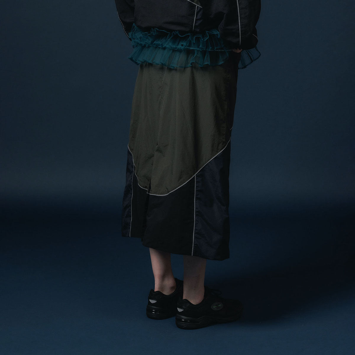 NON TOKYO SWITCHING NYLON SKIRT ノントーキョー スイッチングナイロンスカート NON-25A-0909【レディース ナイロンスカート リフレクター反射 メッシュ裏地 25FW】