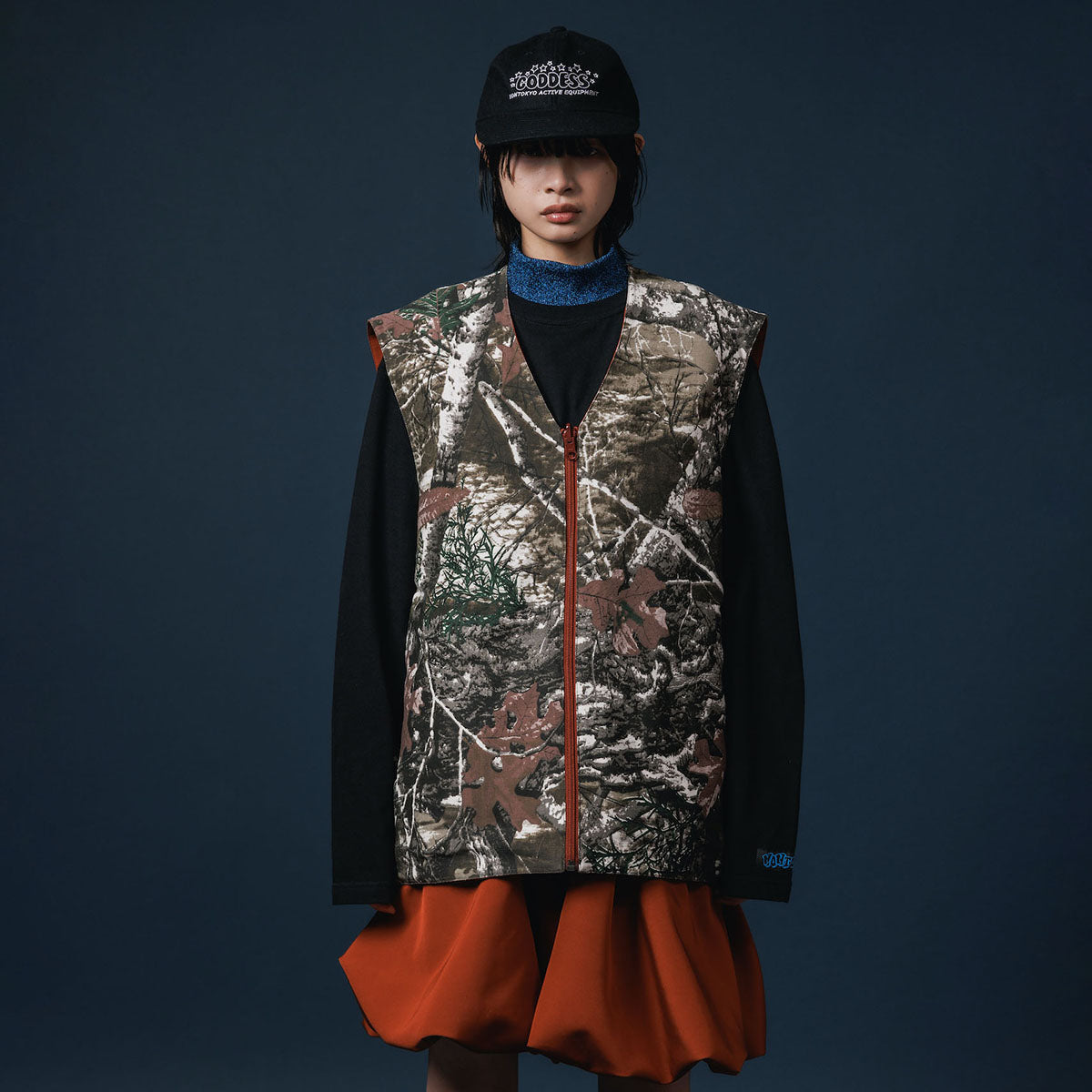 NON TOKYO REVERSIBLE MULTI POCKET VEST ノントーキョー リバーシブルマルチポケットベスト NON-25A-0915【レディース ベスト リバーシブル 迷彩 ポケット付き 25FW】