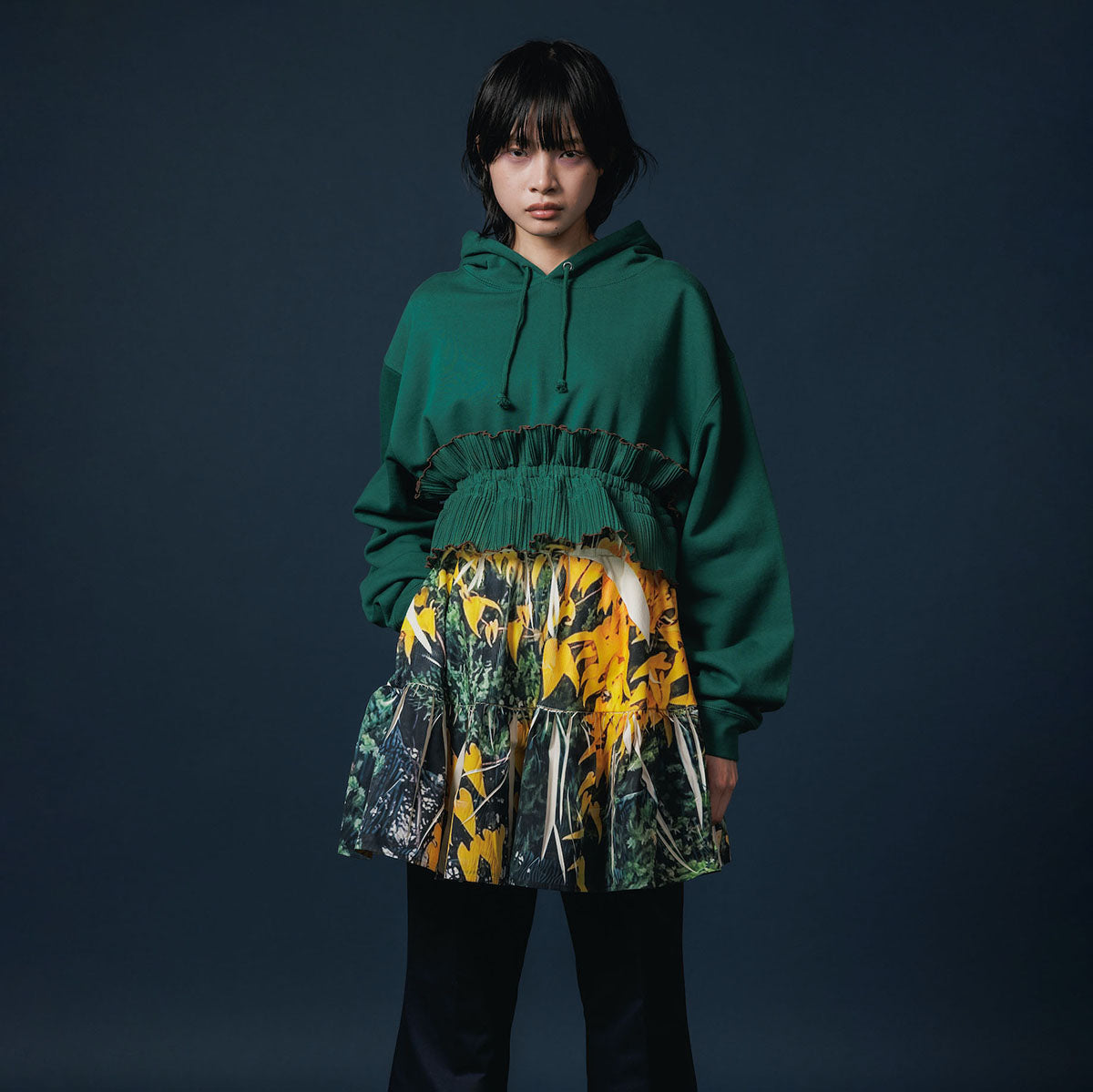 NON TOKYO HEM FRILL PARKER ノントーキョー ヘムフリルパーカー NON-25A-1022【レディース フーディ 吸汗性 伸縮性 肌触り 25FW】