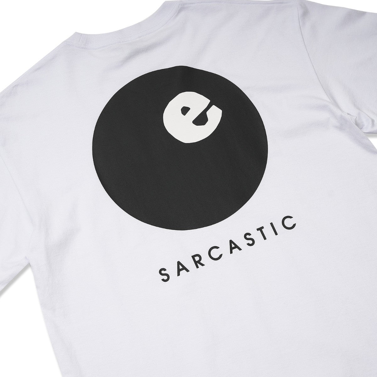 SARCASTIC E Ball 25 Short Sleeve Tee サキャスティック イーボール 25 ショートスリーブ ティー SAR252011【メンズ 半袖Tシャツ シンプル ロゴ 25FW】