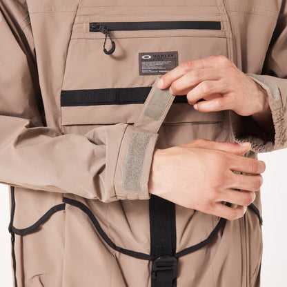OAKLEY Fgl Stroke Anorak 5.7 オークリー FGL ストローク アノラック 5.7 FOA408118【メンズ ジャケット 撥水 防風 アウトドア 機能性 ポケット収納 25FW】