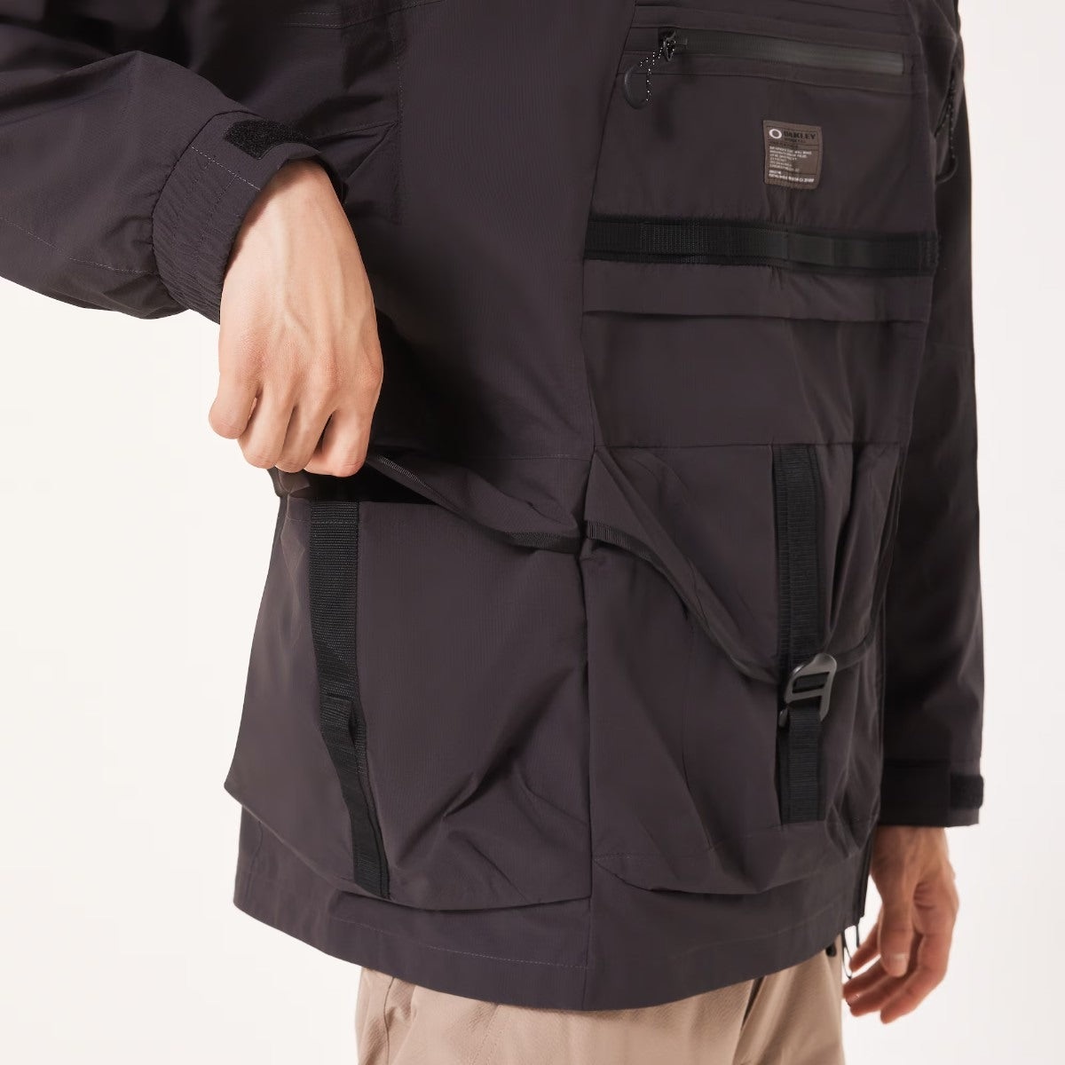 OAKLEY Fgl Stroke Anorak 5.7 オークリー FGL ストローク アノラック 5.7 FOA408118【メンズ ジャケット 撥水 防風 アウトドア 機能性 ポケット収納 25FW】