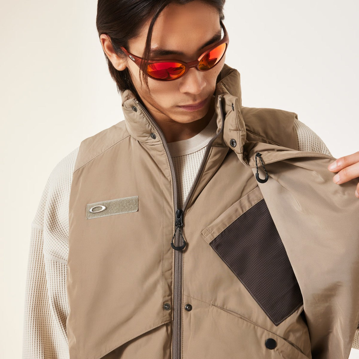 OAKLEY Fgl Red Code Vest 5.7 オークリー Fgl レッドコード ベスト 5.7 FOA408130【メンズ ベスト 撥水 保温 防風 アウトドア 軽量 25FW】