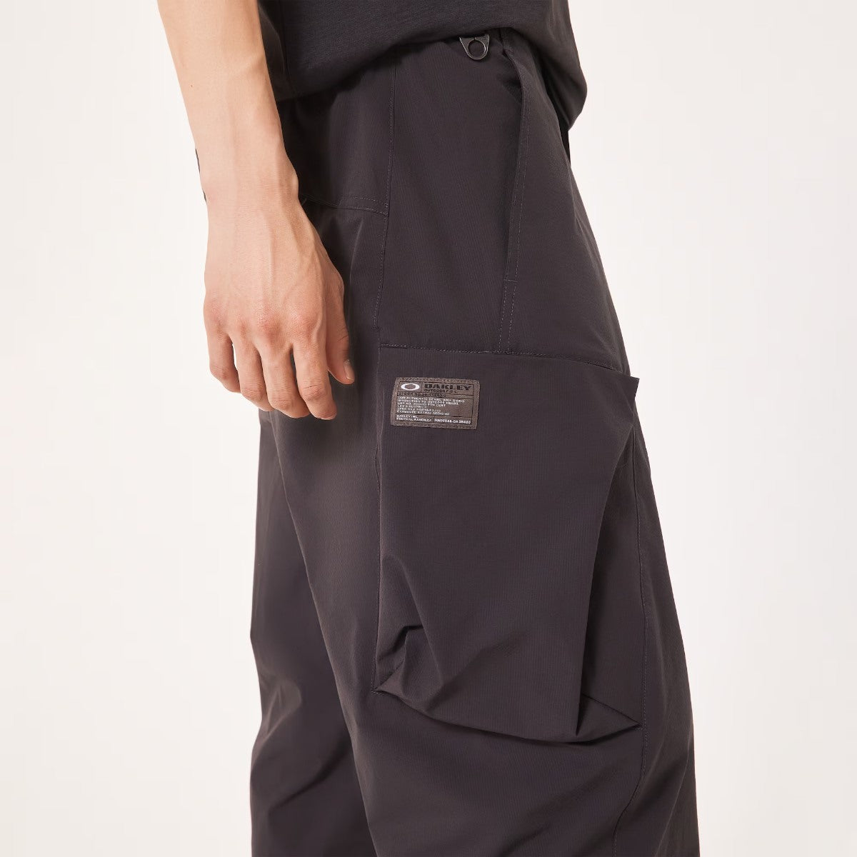 OAKLEY Fgl Tool Box Pants 5.7 オークリー FGL ツールボックス パンツ 5.7 FOA408137【メンズ カーゴパンツ 撥水 防風 耐久性 アウトドアパンツ 機能性ウェア 25FW】