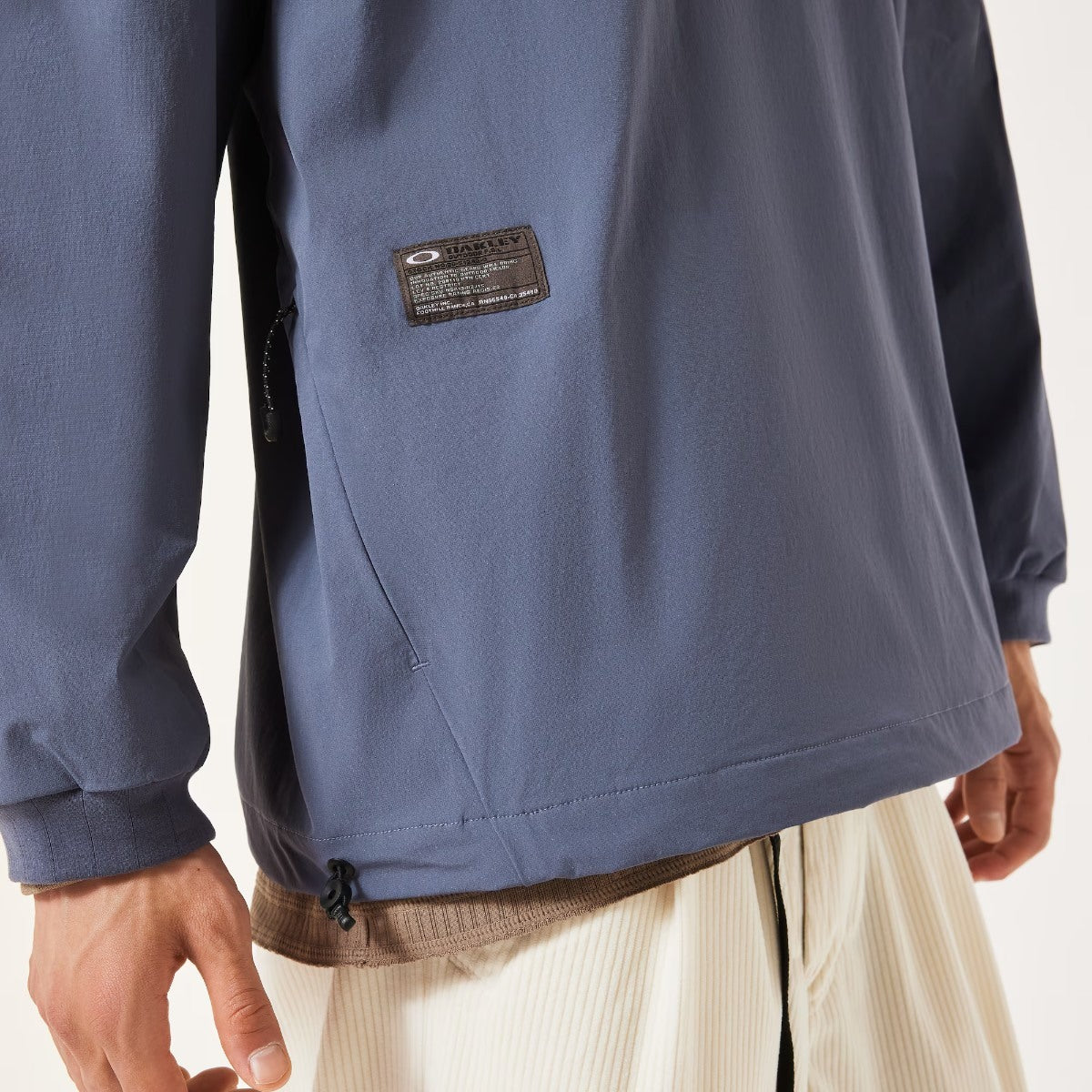 OAKLEY Fgl Fall Out Pullover 5.7 オークリー FGL フォールアウト プルオーバー 5.7 FOA408215【メンズ トップス クルーネック アウトドア 撥水 防風 ストレッチ 機能性 25FW】