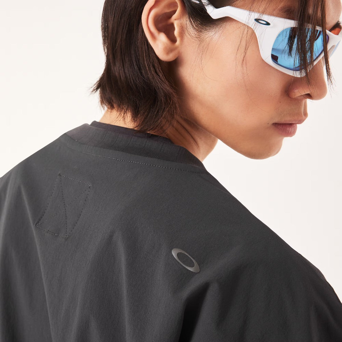 OAKLEY Fgl Fall Out Pullover 5.7 オークリー FGL フォールアウト プルオーバー 5.7 FOA408215【メンズ トップス クルーネック アウトドア 撥水 防風 ストレッチ 機能性 25FW】