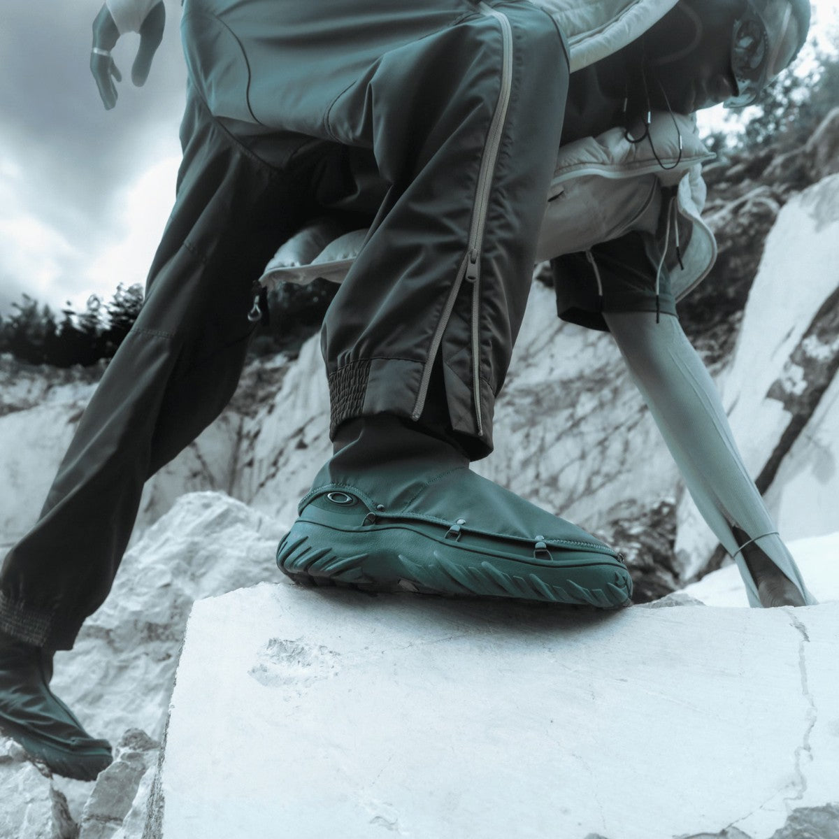 OAKLEY Meridian Low Ext FOF100682-GRN – Kinetics（キネティクス