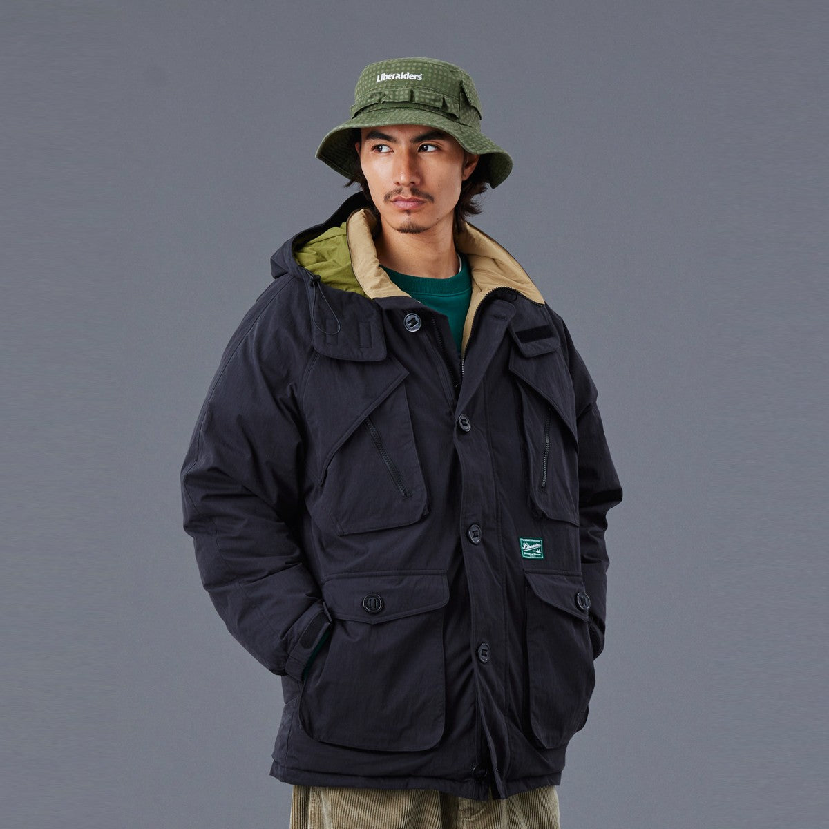Liberaiders UTILITY DOWN JACKET リベレイダース ユーティリティ ダウン ジャケット 77001【メンズ ダウンジャケット フード脱着 大型ポケット 動きやすい 収納力 25FW】