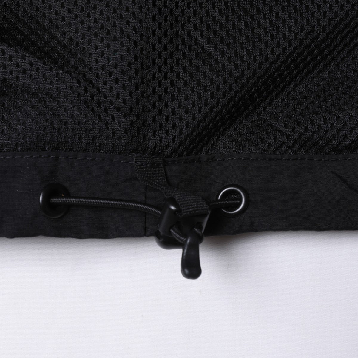 Liberaiders NYLON HALF ZIP リベレイダース ナイロン ハーフジップ 77016【メンズ アウター ナイロンジャケット ハーフジップ ウインドブレーカー スポーツ ミリタリー 25FW】