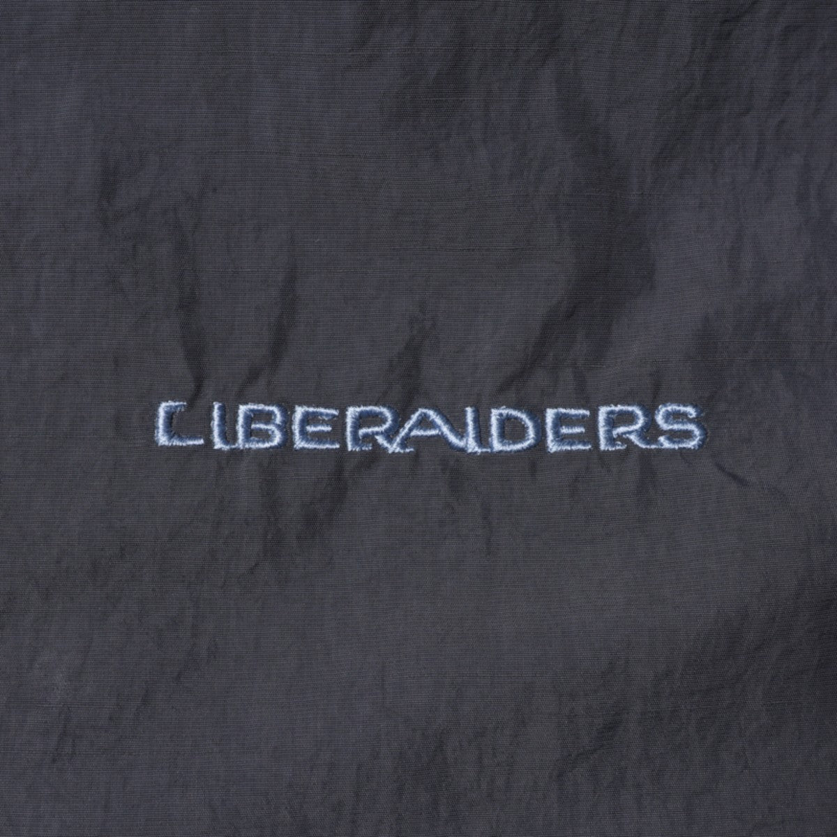 Liberaiders NYLON HALF ZIP リベレイダース ナイロン ハーフジップ 77016【メンズ アウター ナイロンジャケット ハーフジップ ウインドブレーカー スポーツ ミリタリー 25FW】