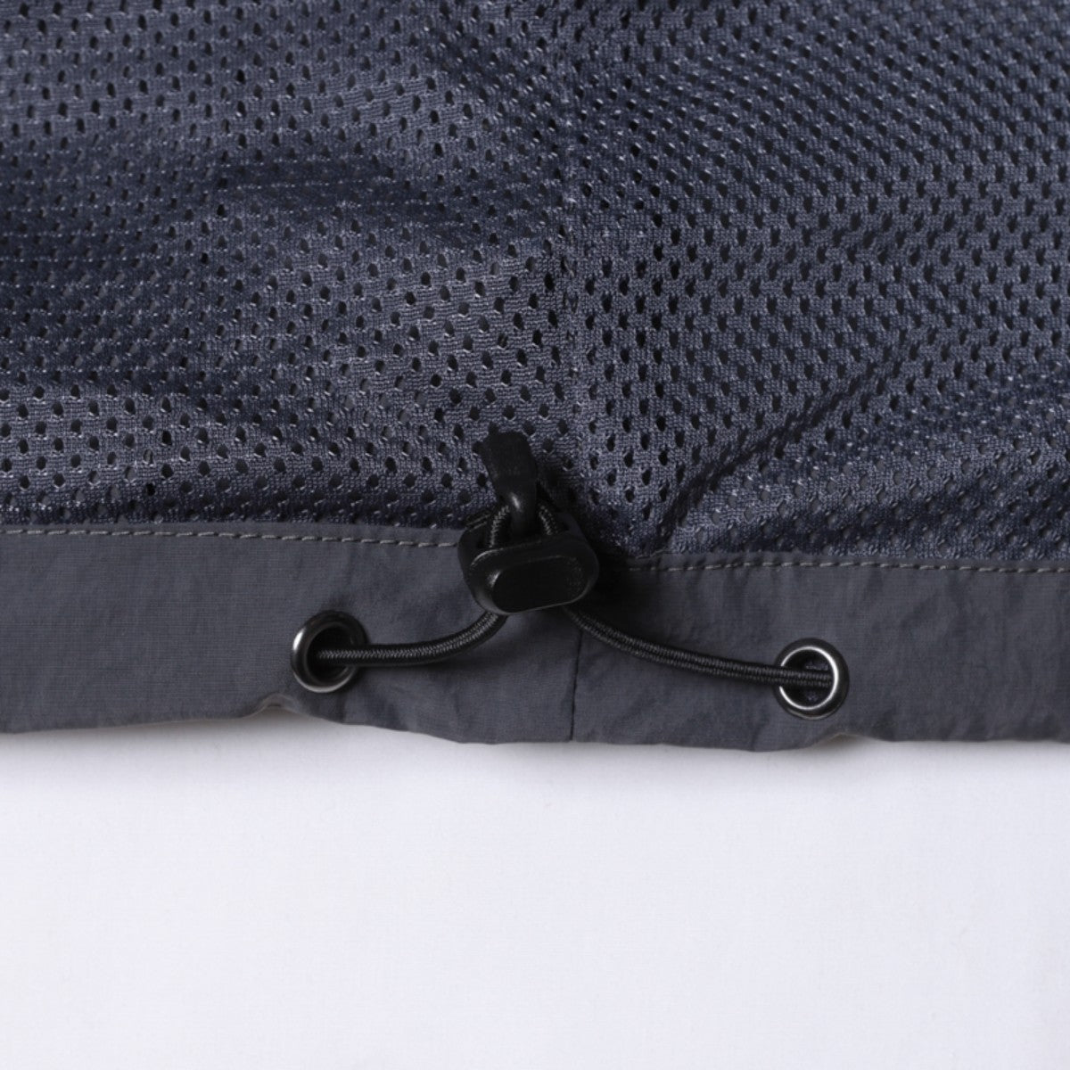 Liberaiders NYLON HALF ZIP リベレイダース ナイロン ハーフジップ 77016【メンズ アウター ナイロンジャケット ハーフジップ ウインドブレーカー スポーツ ミリタリー 25FW】