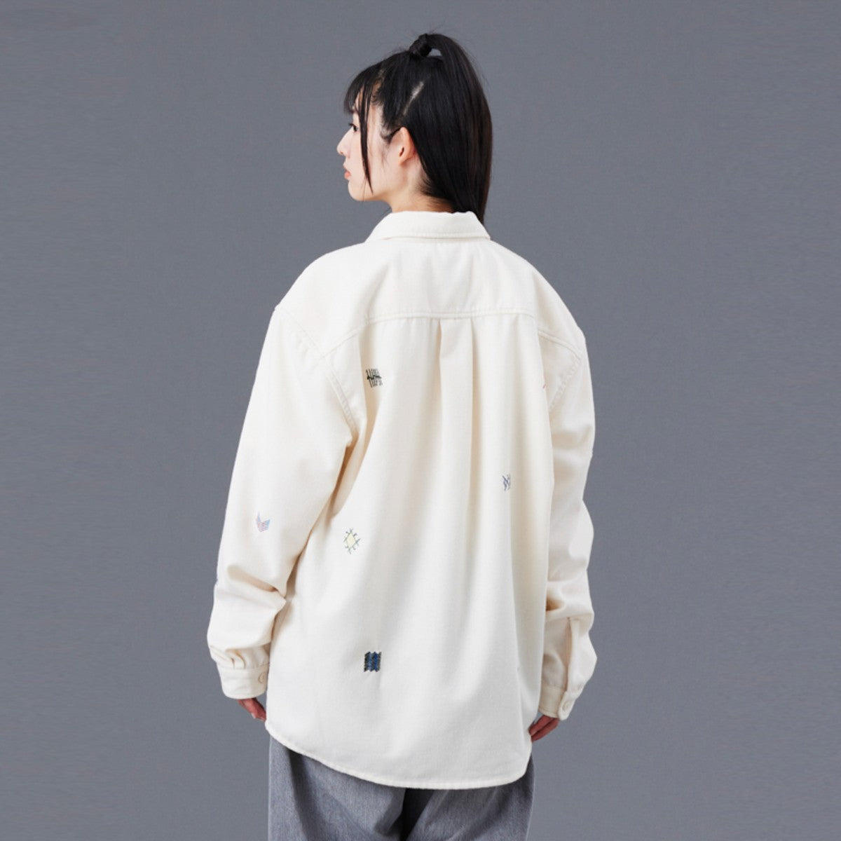 Liberaiders TIFINAGH EMBROIDERY FLANNEL SHIRT リベレイダース ティフィナグ エンブロイダリー フランネル シャツ 77101【メンズ フランネルシャツ 刺繍シャツ ティフィナグ 民族調 ユーズド加工 25FW】