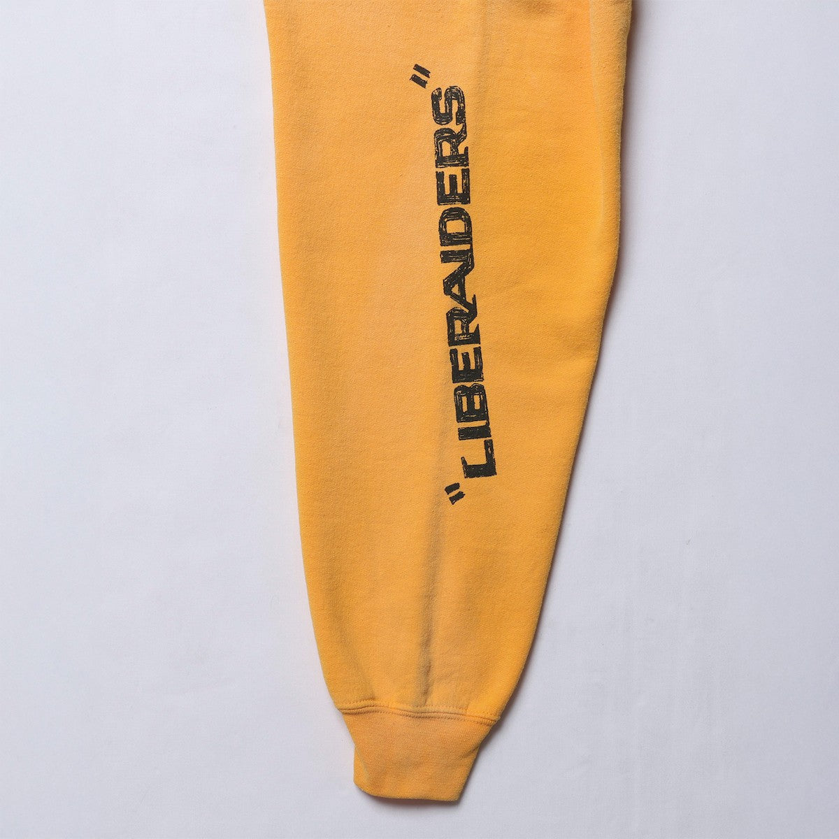 Liberaiders HANDWRITING PRINT HOODIE リベレイダース ハンドライティング プリント フーディー 77311【メンズ スウェット フーディ パーカー ヴィンテージ プリント カジュアル 25FW】