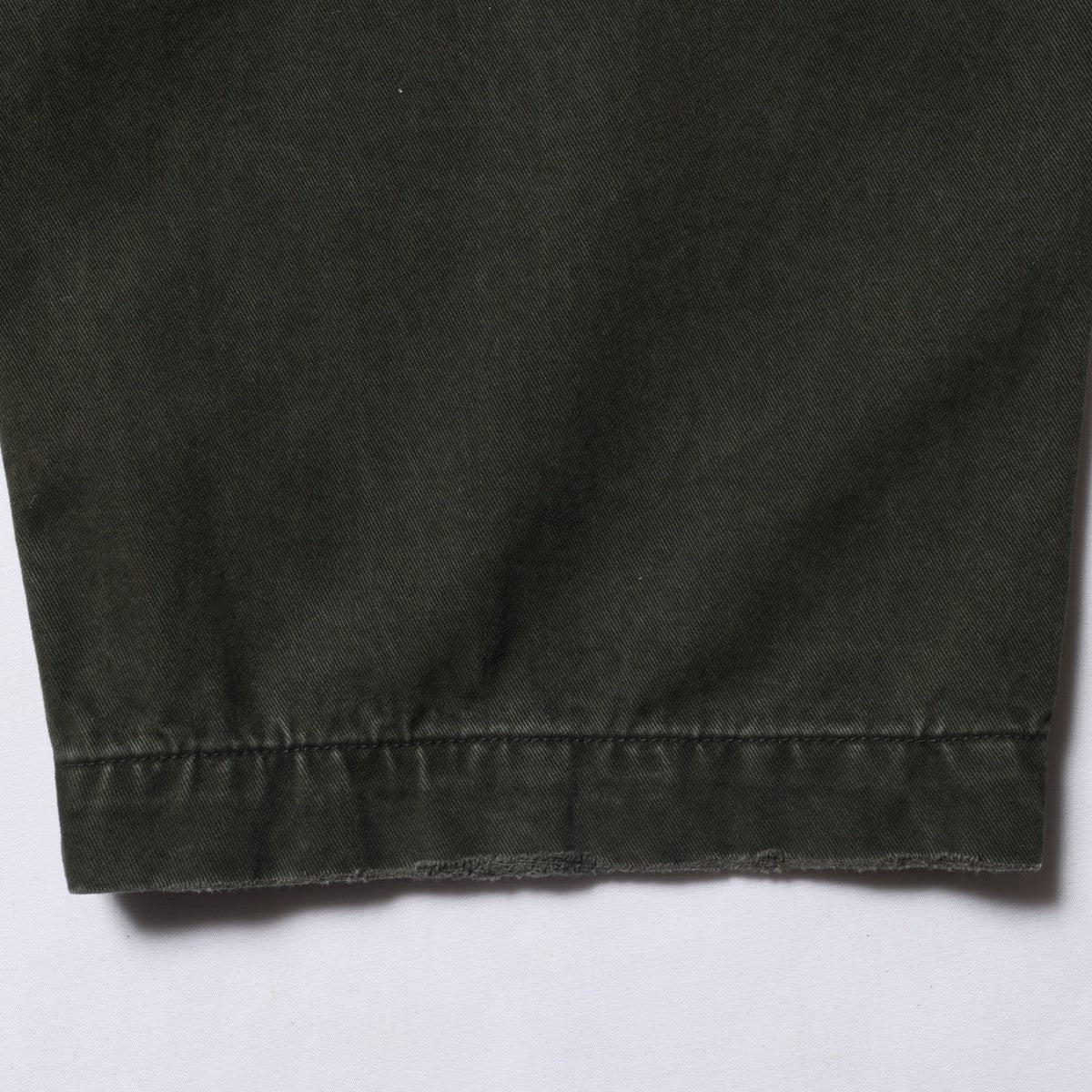 Liberaiders HANDWRITING PRINT CHINO SARROUEL PANTS リベレイダース ハンドライティング プリント チノ サルエルパンツ 77702【メンズ サルエル チノ パンツ ペインター ヴィンテージ 加工 25FW】