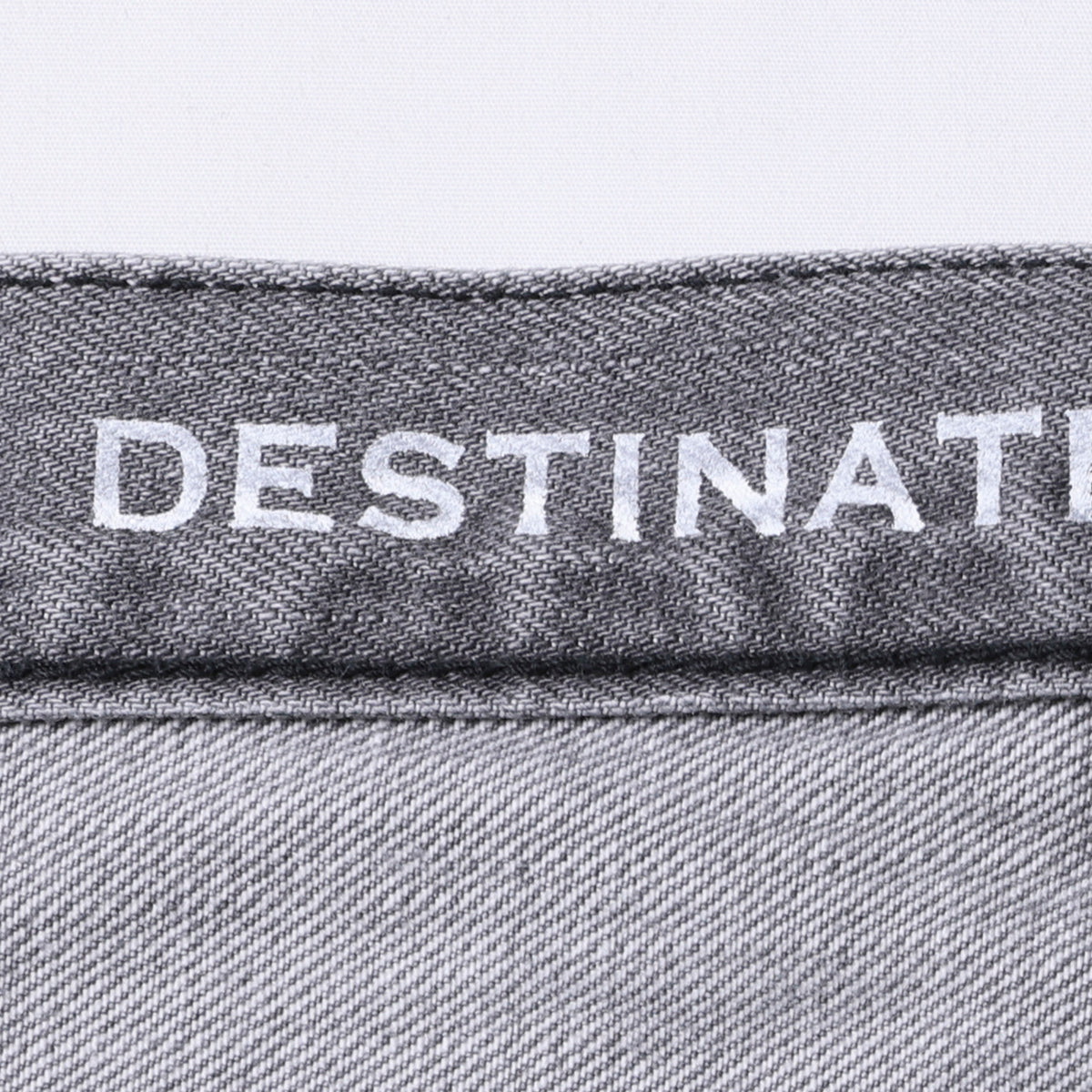 Liberaiders LR LOOSE FIT DENIM PANTS HW リベレイダース LR ルーズフィット デニム パンツ HW 77704【メンズ セルビッジデニム ルーズフィット 日本製 ヴィンテージ ウォッシュ加工 25FW】