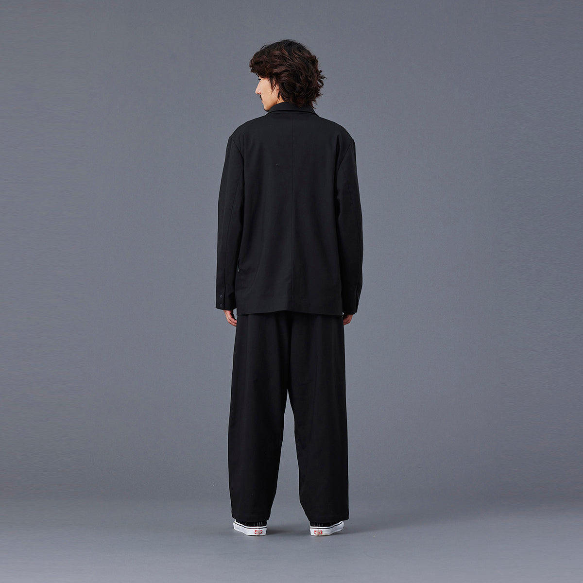 Liberaiders T/R TAPERED SLACKS リベレイダース T/R テーパード スラックス 77713【メンズ スラックス テーパードパンツ ワンタック カジュアル 25FW】