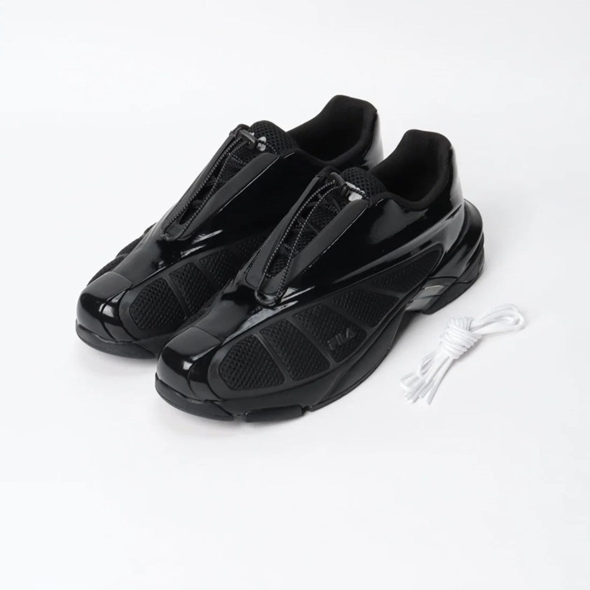 FILA REPLICA 2002 フィラ レプリカ 2002 1RM02752G001【メンズ スニーカー メカニックシューズ F1 復刻 レーシング 25FW】