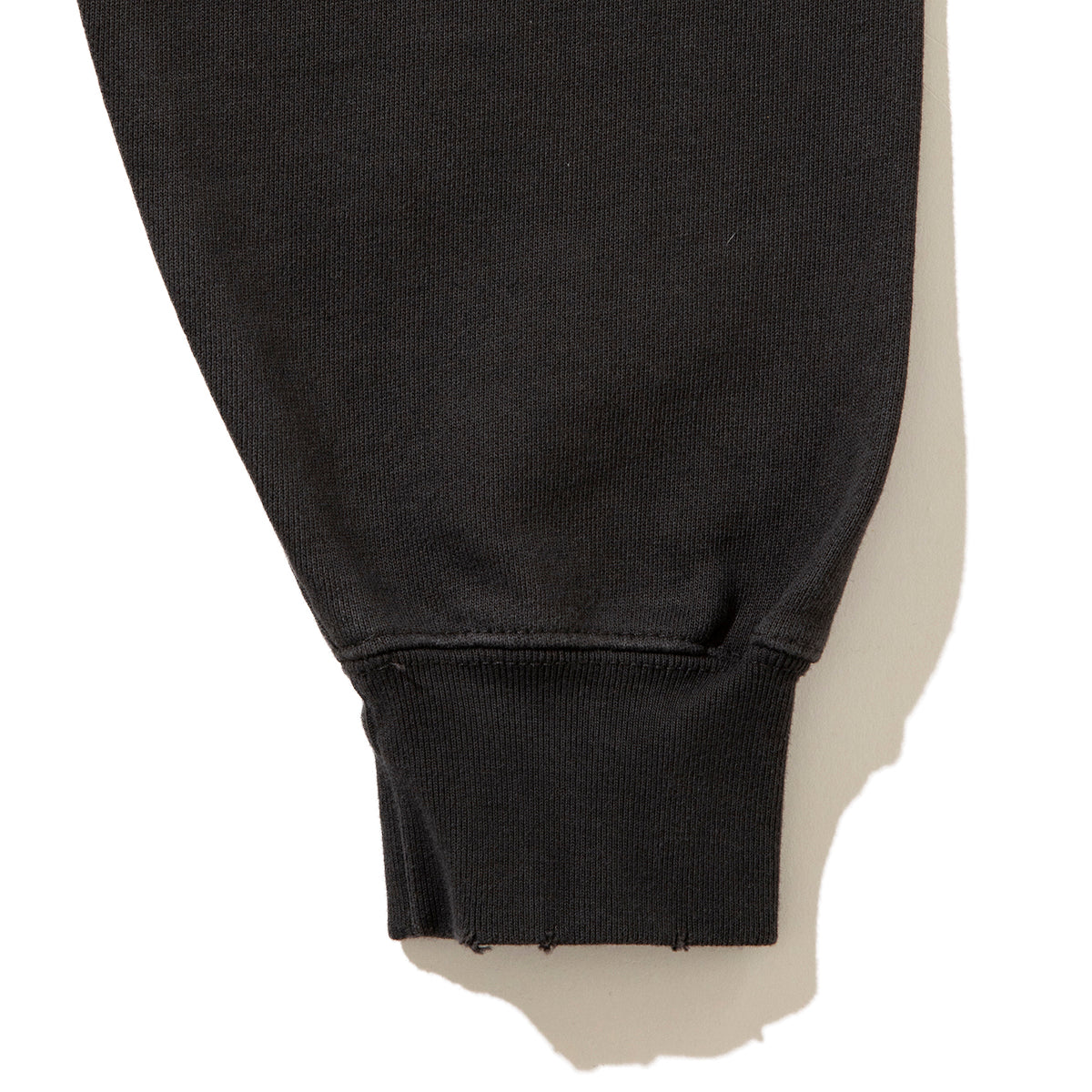 坩堝 さゐねえじ PULLOVER PARKA (RUTSUBO×YU SUDA） RUTSUBO さゐねえじ プルオーバー パーカー R25FA-SUDA-PF2【メンズ グラフィック パーカー バックプリント アーティスト コラボ 25FW】