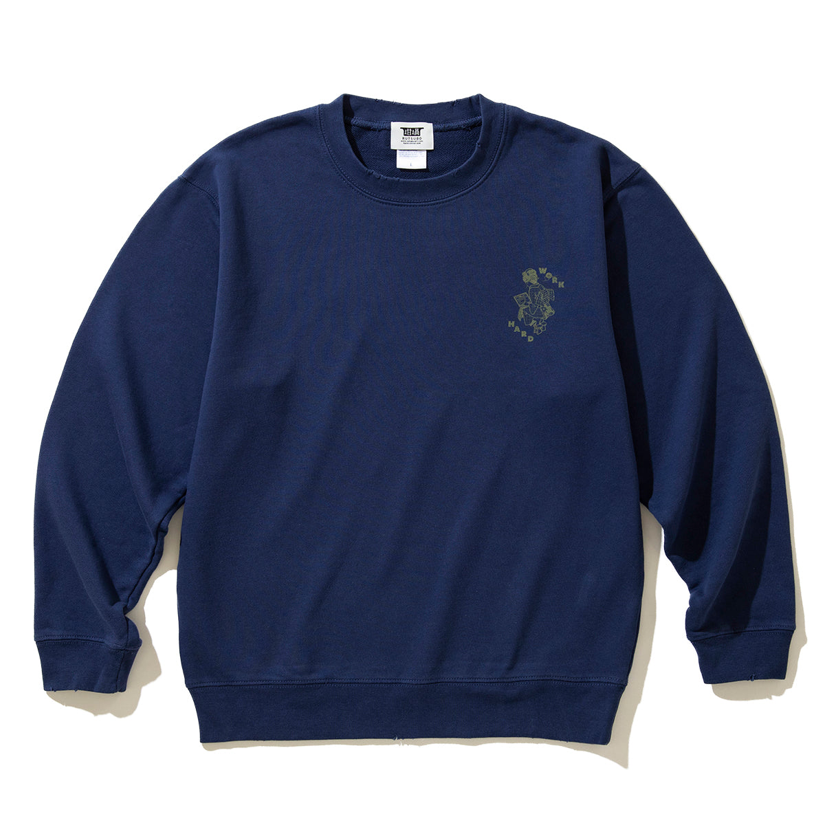 坩堝 WORKHARD/必殺仕事人 CREW SWEAT (RUTSUBO×YU SUDA） RUTSUBO WORKHARD/必殺仕事人 クルースウェット R25FA-SUDA-PF3【メンズ アーティスト クルースウェット メッセージ バックプリント コラボ 25FW】