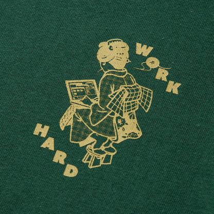 坩堝 WORKHARD/必殺仕事人 S/S T-SHIRTS (RUTSUBO×YU SUDA） RUTSUBO WORKHARD/必殺仕事人 ショートスリーブ Tシャツ R25FA-SUDA-TS3【メンズ Tシャツ グラフィック メッセージ バックプリント アーティスト コラボ 25FW】