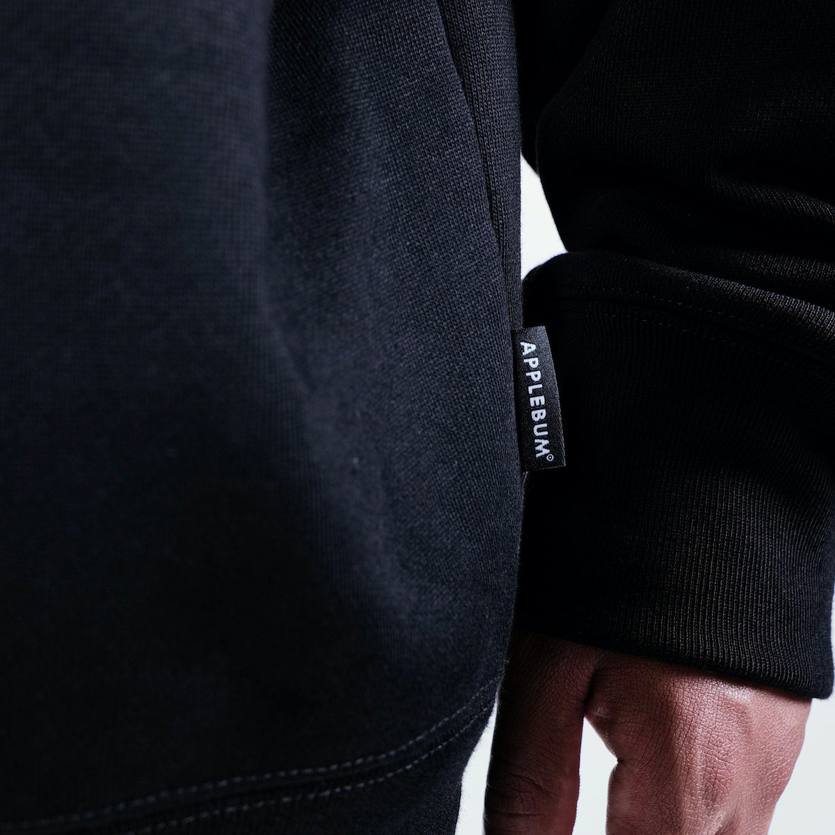 APPLEBUM Logo Crew Sweat アップルバム ロゴ クルー スウェット 2520411【メンズ スウェット クルーネック ベーシック シンプル 裏パイル セットアップ可 25FW】