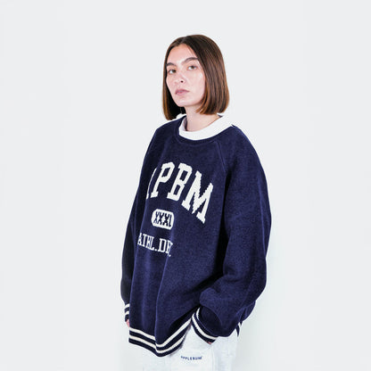 APPLEBUM “APBM” Mall Knit Sweater アップルバム “APBM” モール ニットセーター 2520503【メンズ ニット セーター カレッジロゴ ジャガード クラシック 25FW】