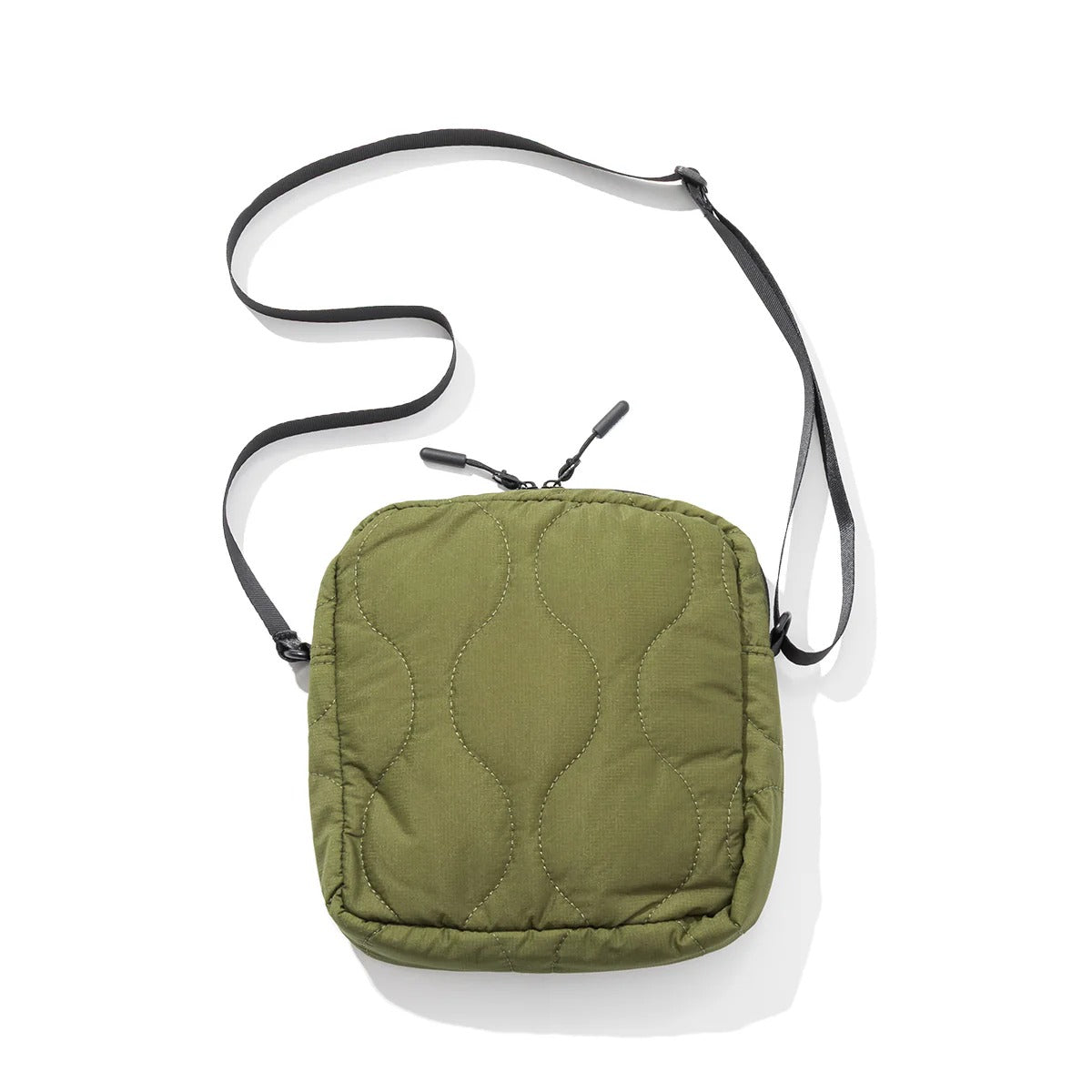 POLER QUILTED SHOULDER POUCH ポーラー キルテッド ショルダーポーチ 253MCV0124【メンズ ショルダーポーチ キルティング ミリタリー 小型 収納 25FW】