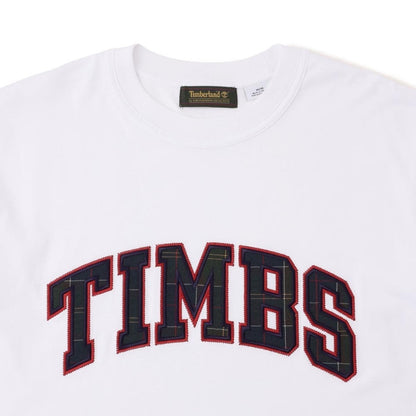 Timberland [TOKYO DESIGN COLLECTIVE] TIMBS SS TEE ティンバーランド [トウキョウ デザイン コレクティブ]  TIMBS ショートスリーブ ティー A2NWT【メンズ 半袖Tシャツ コットン 快適 前面ロゴ シンプル 25FW】