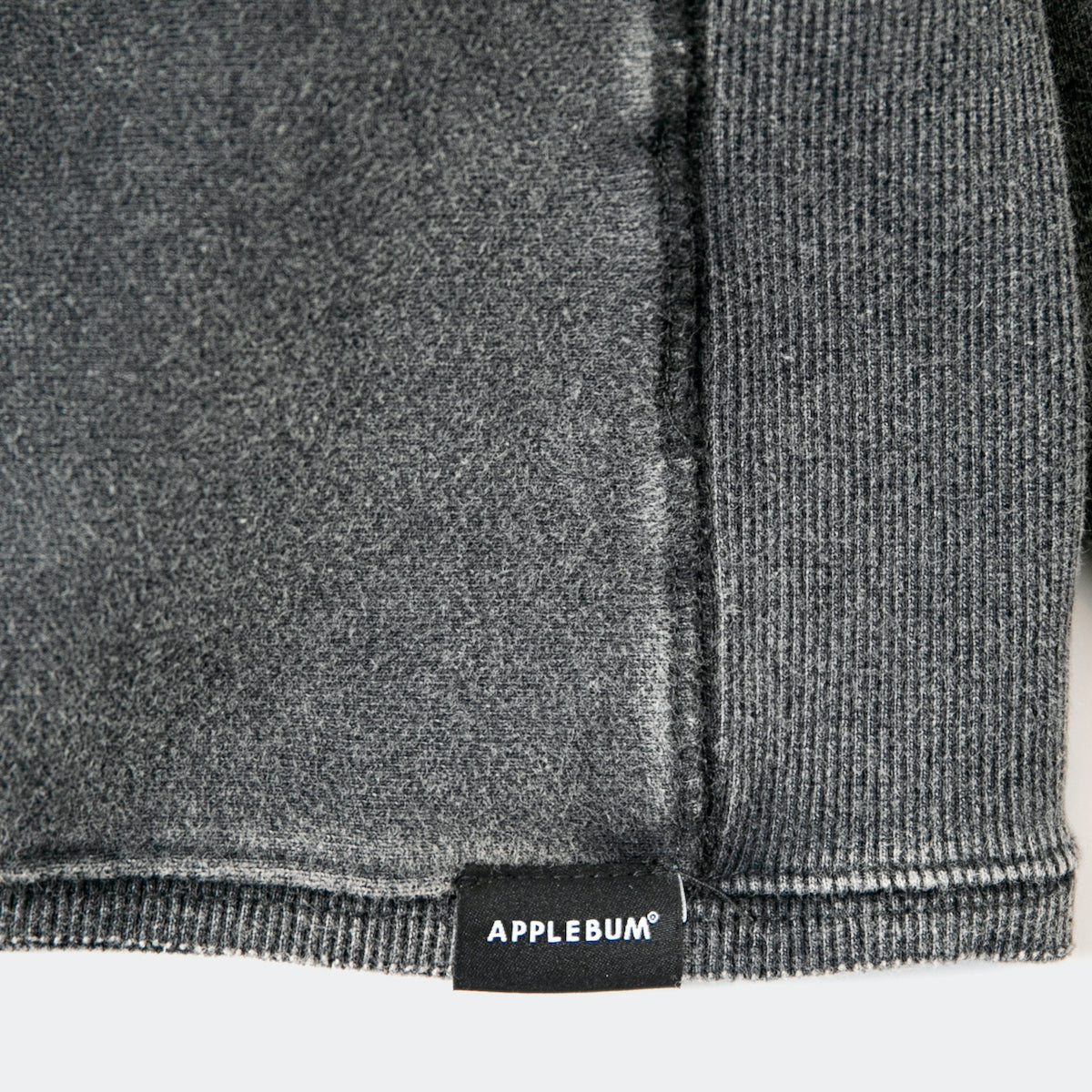 APPLEBUM “Old Baseball” Crew Sweat アップルバム “オールド ベースボール” クルースウェット 2520409【メンズ スウェット アーチロゴ ヴィンテージテイスト 裏パイル ワイドシルエット 25FW】