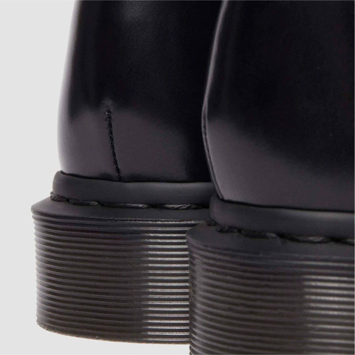 Dr. MARTENS ADRIAN SNAFFLE LOAFER ドクターマーチン ADRIAN SNAFFLE ローファー DM-32102001-BLK【メンズ ローファー スナッフル タッセル レザー クラシック 25FW】