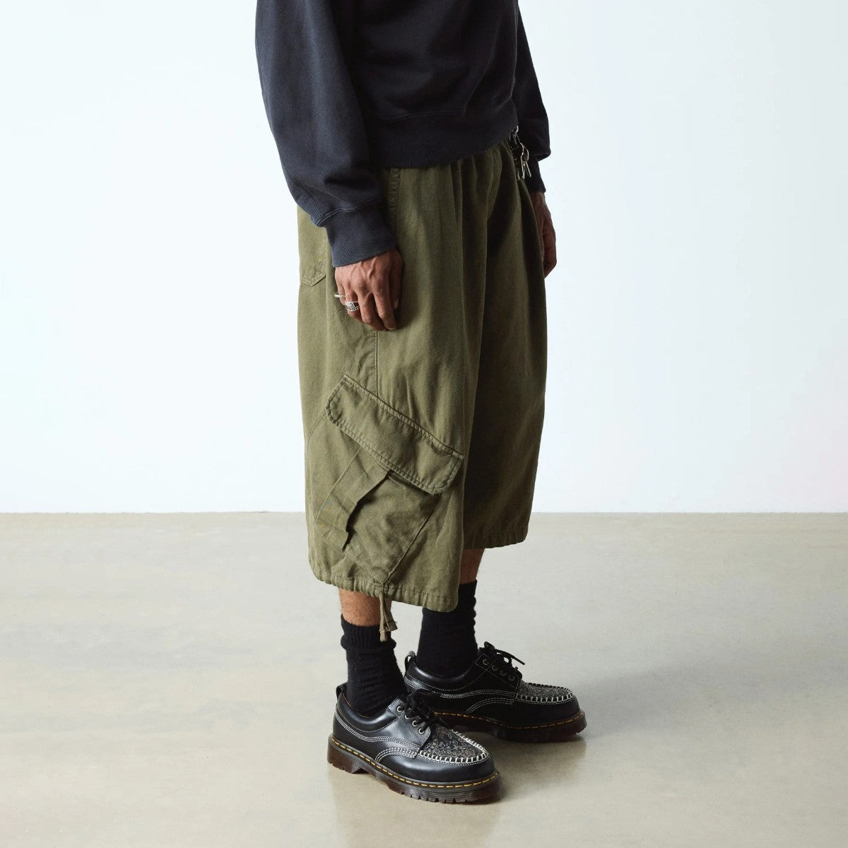 Dr. MARTENS LOWELL 4 HOLE SHOE ドクターマーチン LOWELL 4 ホール シューズ DM-41613001-BK【メンズ シューズ レースアップ モックトゥ レザーソール ジャカード 25FW】