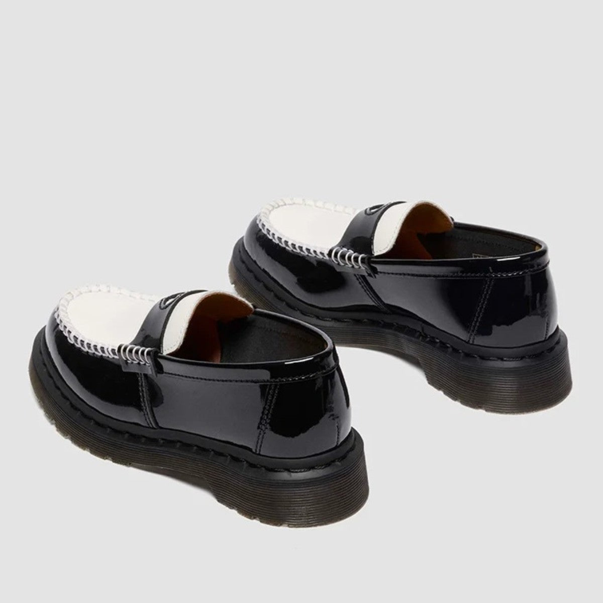 Dr. MARTENS PENTON HEART LOAFER SHOE ドクターマーチン PENTON HEART ローファー シューズ DM-41676001-BKWH【レディース ローファー ペントン ツートン モックトゥ レザー 25FW】