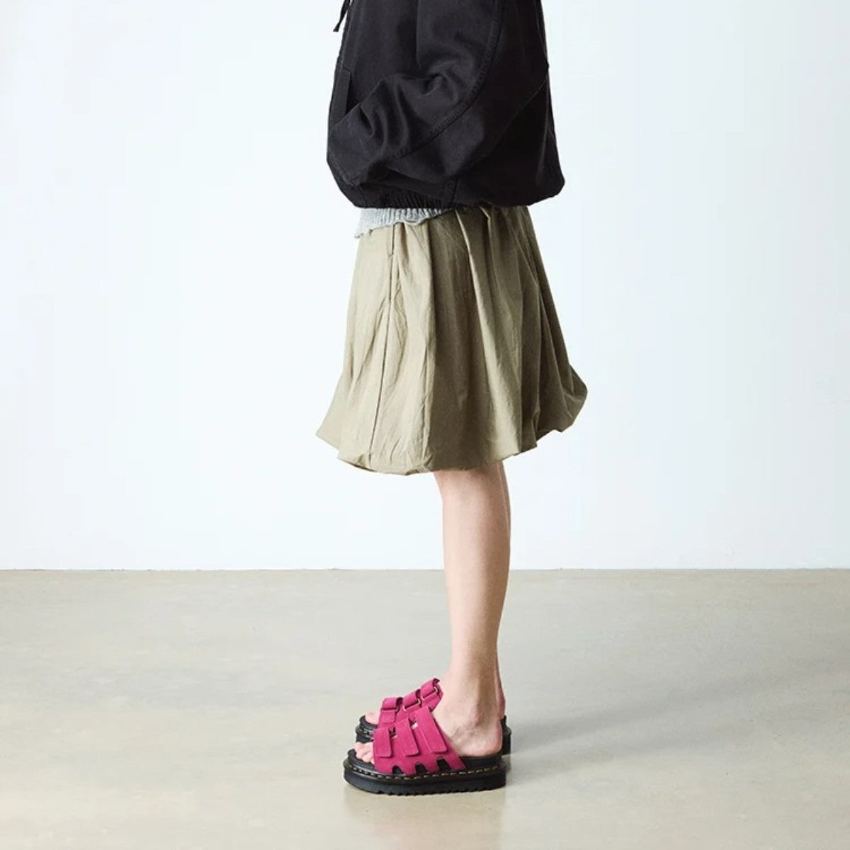 Dr. MARTENS RAINE SLIDE SANDAL ドクターマーチン RAINE スライド サンダル DM-41863650-FPK【レディース サンダル スライド ストラップ 軽量 快適 25FW】