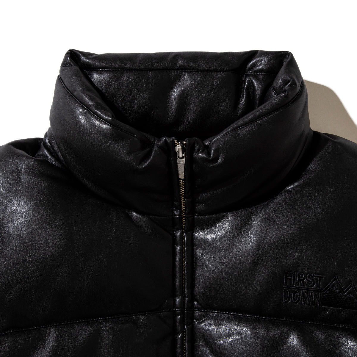 FIRST DOWN FIRST DOWN x Kinetics “BUBBLE DOWN JACKET” ファーストダウン ファーストダウン × キネティクス “バブル ダウン ジャケット” F942118【メンズ ダウンジャケット 防寒アウター 中綿 700フィルパワー タウンユース 別注 25FW】