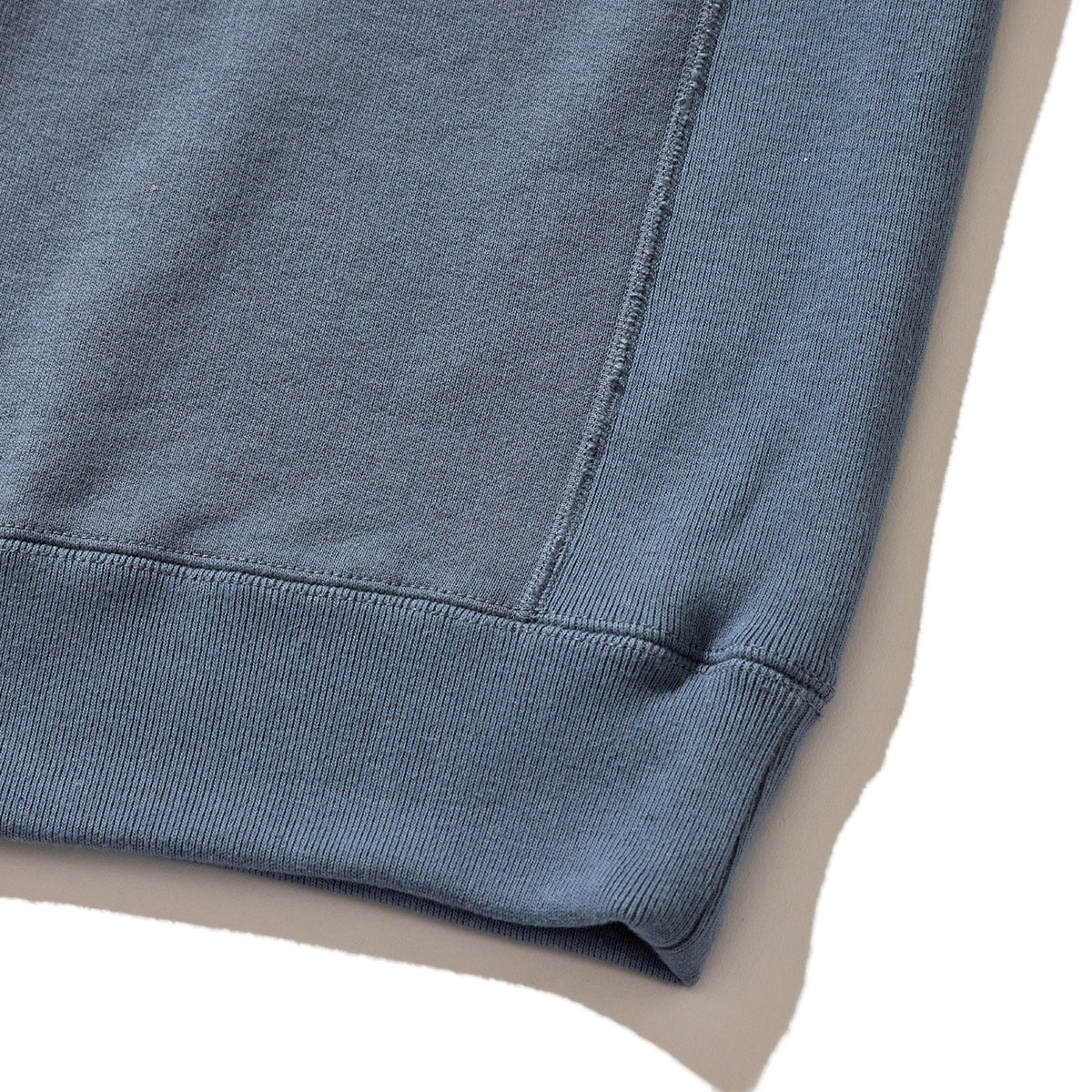 New Balance 1000 SERIES for Kinetics CLASSIC FRENCH TERRY CREW ニューバランス 1000 シリーズ for キネティクス クラシック フレンチテリー クルー AMT55745【メンズ クルーネック ヘビーウェイト 裏毛 スウェット 販路限定 25FW】