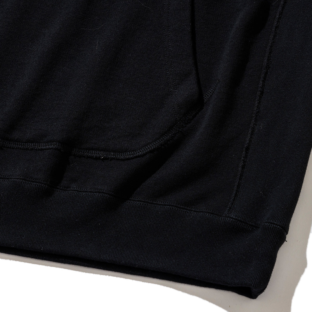 New Balance 1000 SERIES for Kinetics CLASSIC FRENCH TERRY HOODIE ニューバランス 1000 シリーズ for キネティクス クラシック フレンチテリー フーディー AMT55746【メンズ パーカー ヘビーウェイト 裏毛 スウェット 販路限定 25FW】