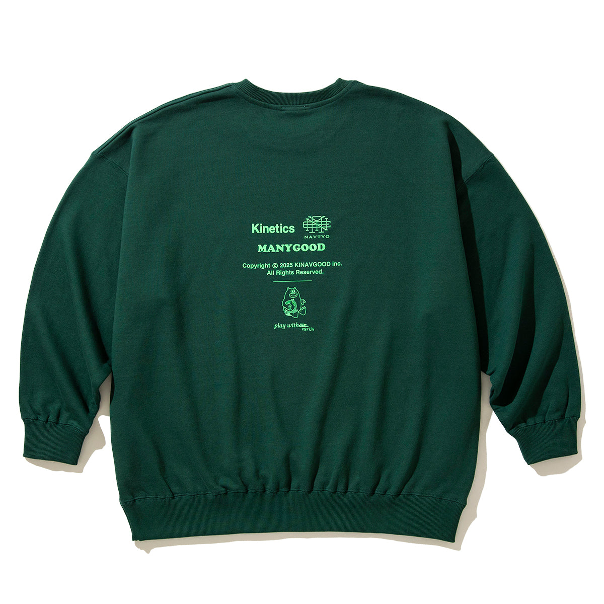 NAVIETOKYO Kinetics x NAVIETOKYO x MANY GOOD Tri-logo Crewneck Sweat ネイビートーキョー Tri-logo クルーネック スウェット NVTK-MNGD-03【メンズ スウェット ロゴ グラフィック コラボ 25FW】