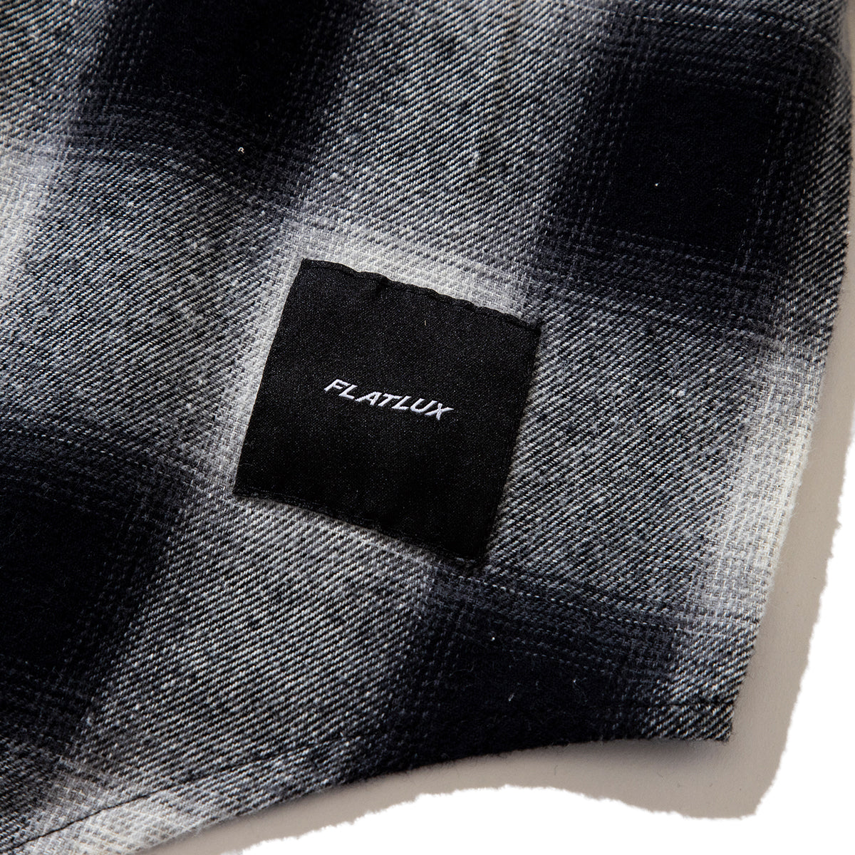 FLATLUX Venti Hooded Shirt フラットラックス ベンティ フーデッド シャツ FX25-507【メンズ ネルシャツ フーディー ポンチョ シャツ ライトアウター フランネル 25FW】