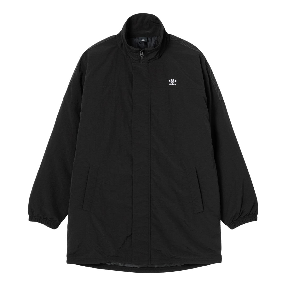 UMBRO [AWAY DAYS] Nylon Woven Half Coat アンブロ アウェイデイズ ナイロンウーブンハーフコート UF5FWB41M【メンズ アウター トレーニング 快適 防風 はっ水 保温 サッカー 25FW】