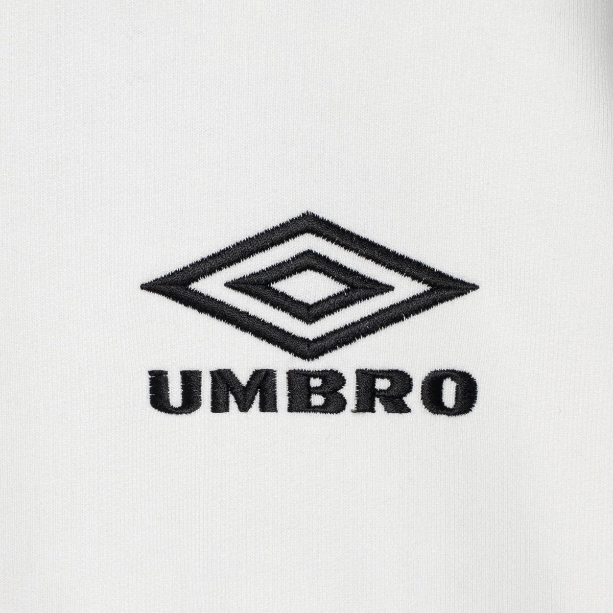 UMBRO HOUSE Hoodie [Kosuke Kawamura×Umbro] アンブロハウス フーディ [河村康輔×アンブロ] UM2502KK-CS01【メンズ パーカー 綿100% コラボ 裏毛素材 25FW】