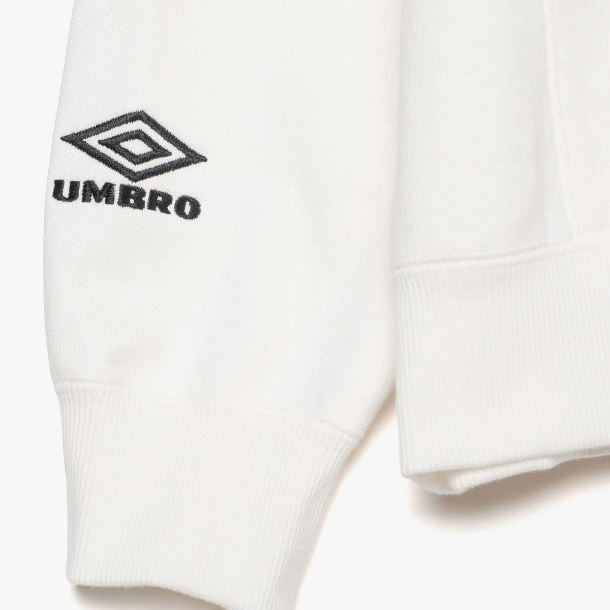 UMBRO HOUSE Hoodie [Kosuke Kawamura×Umbro] アンブロハウス フーディ [河村康輔×アンブロ] UM2502KK-CS02【メンズ パーカー 綿100% コラボ 裏毛素材 25FW】