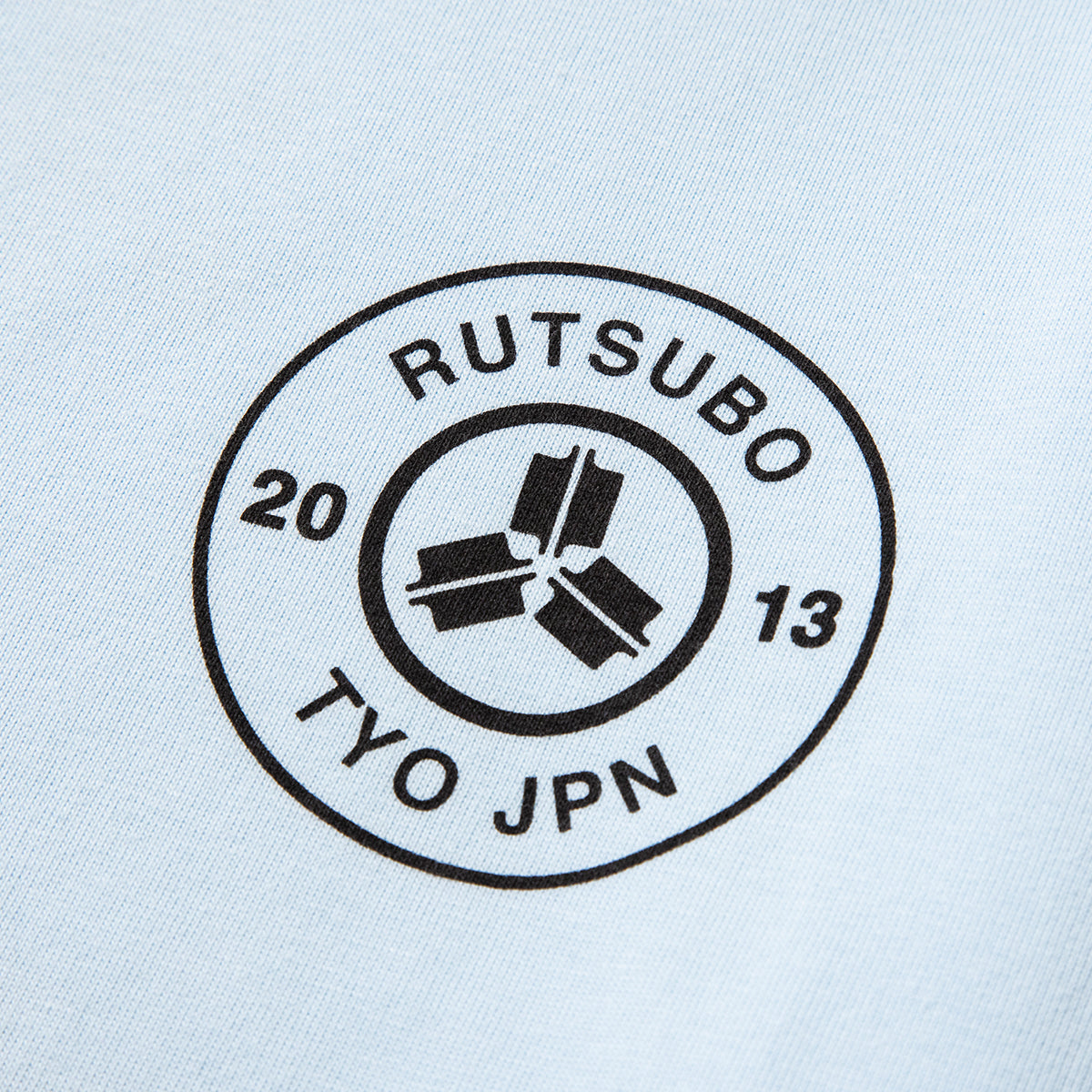 坩堝 坩堝ア式蹴球部 LS T-SHIRT RUTSUBO 坩堝ア式蹴球部 ロングスリーブ Tシャツ R25FA-SUDA-LS【メンズ Tシャツ 長袖 ロンT サッカー コラボ 販路限定 25FW】