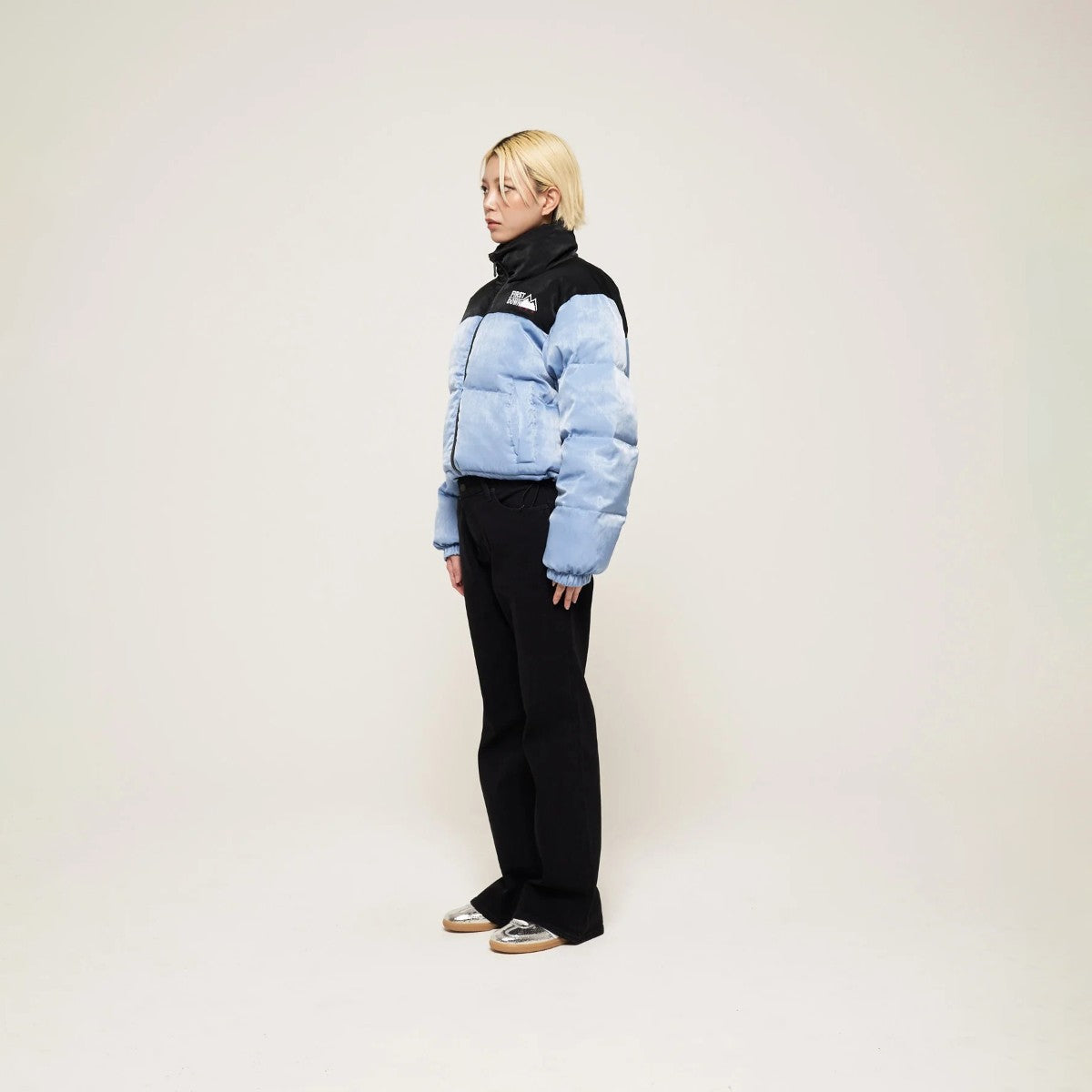 FIRST DOWN SHORT BUBBLE DOWN JKT ファーストダウン ショート バブルダウンジャケット F942006【レディース ショートダウン リバーシブル サテン 保温性 軽量 25FW】