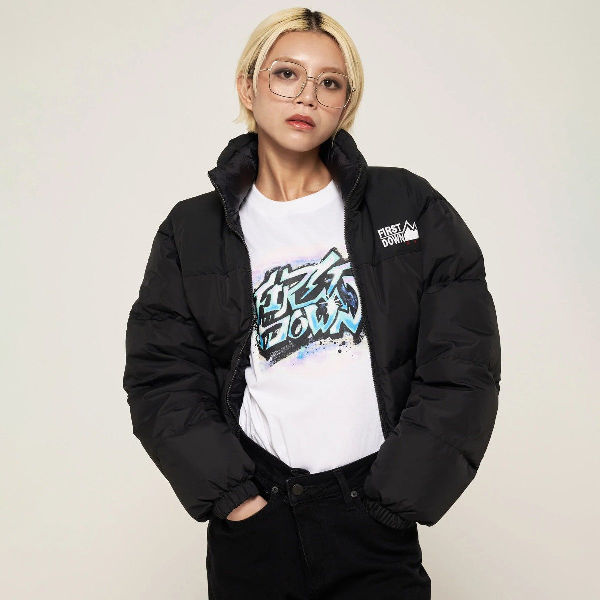 FIRST DOWN SHORT BUBBLE DOWN JKT MICROFT(R) ファーストダウン ショート バブルダウンジャケット マイクロフト F942030【レディース ショートダウン 撥水 防風 保温性 25FW】